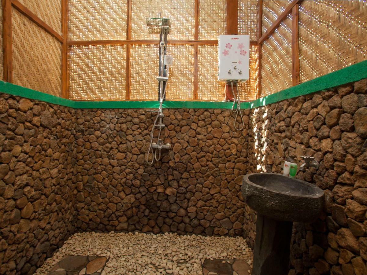 Reddoorz Near Banyuwangi Kota Train Station Hotel Ngoại thất bức ảnh